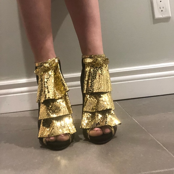 Tipe E Tacchi Special Luxurious Pumps - Picture 9 of 9